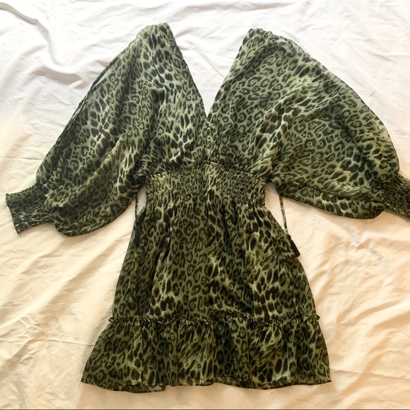 NEW 💋 Lovestitch Green Leopard Cut Out Dress - Picture 5 of 7